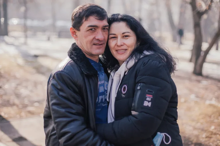 Кристина и ее муж. Image Credits Didar Kushamanov Majority World.